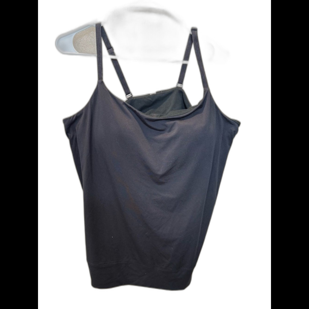 Black Under Armour Women's XL Athletic Tank Top
